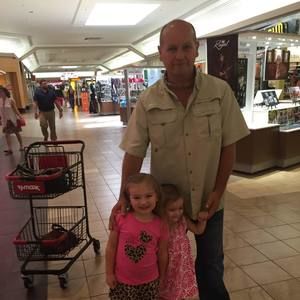 Meet your Posher, Angie