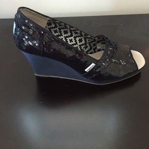 Toms Sequins Wedges size 9 (fit like an 8.5)