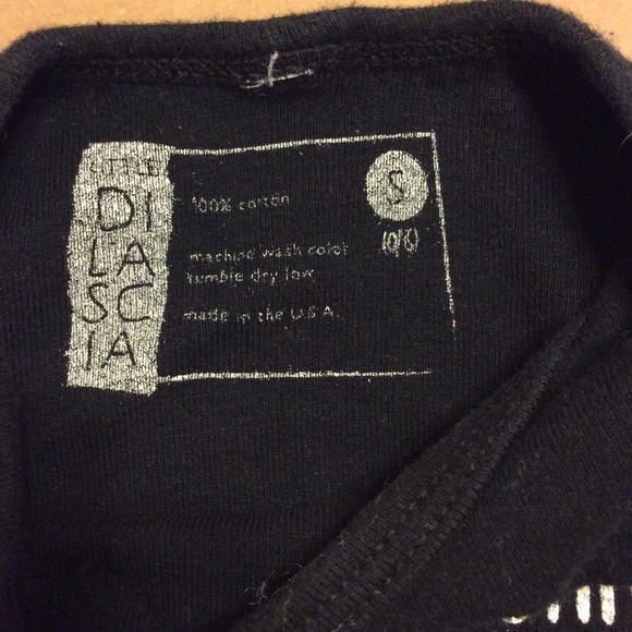 Baby onesie - Picture 2 of 2