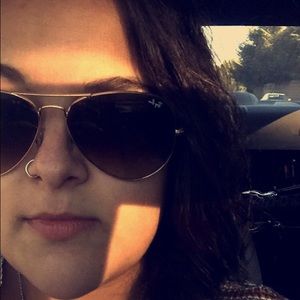 Meet your Posher, Angie