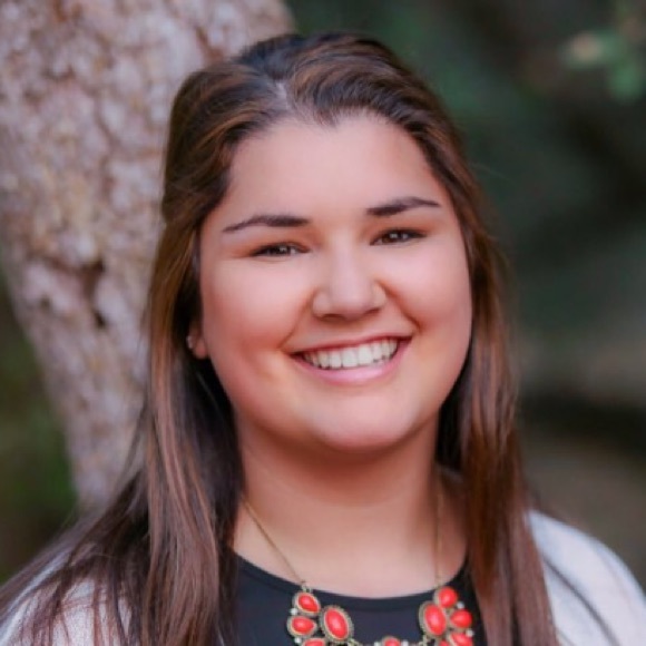 Meet your Posher, Emily - Picture 1 of 1