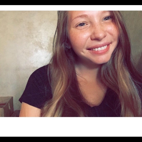 Meet your Posher, Gabrielle