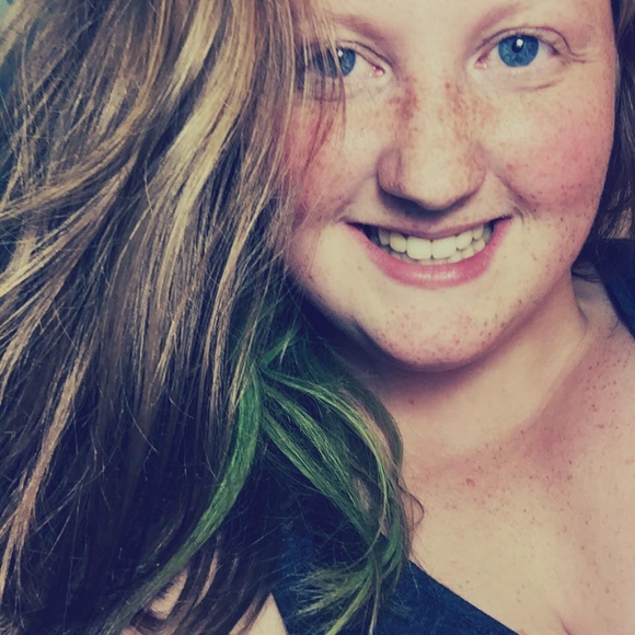 Meet your Posher, Megan - Picture 1 of 1