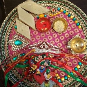 Meet your Posher, Charu