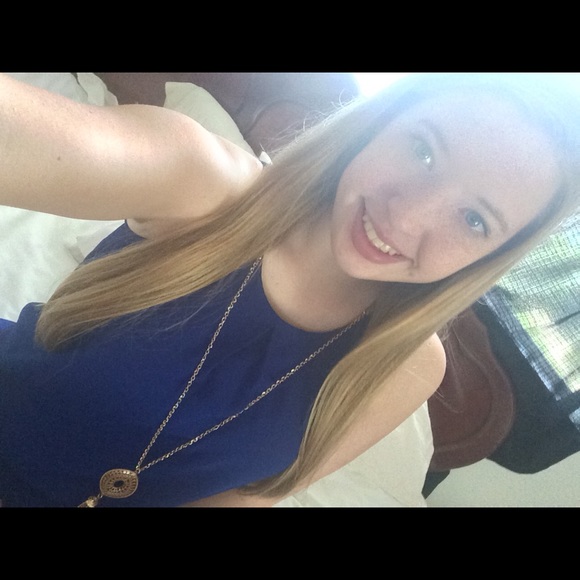 Meet your Posher, Hannah - Picture 1 of 1
