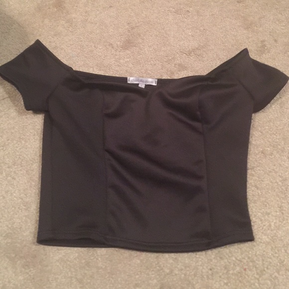 Black soft crop top