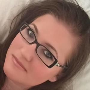 Meet your Posher, Candice
