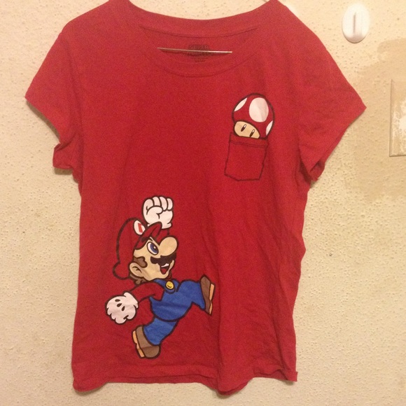 SUPER MARIO GRAPHIC TEE