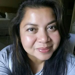 Meet your Posher, Ana