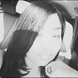 Meet your Posher, Jonisha