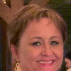 Meet your Posher, Joanie