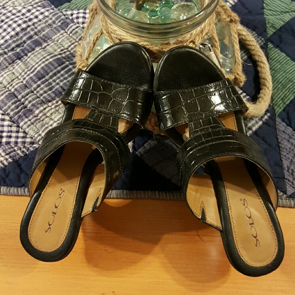 Black patten style slip on dress shoes - Picture 1 of 2