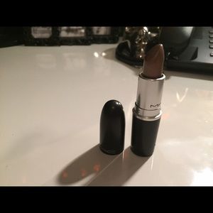 Mac lipstick in icon