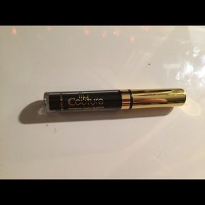 La splash liquid lipstick in venom