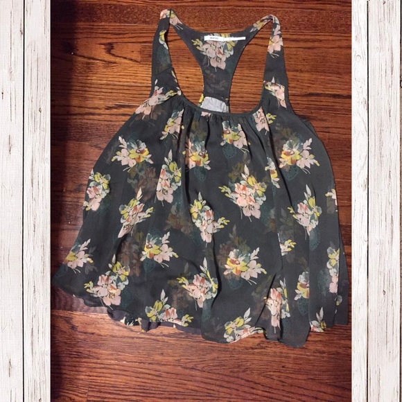 Urban Outfitters tank - Picture 1 of 4