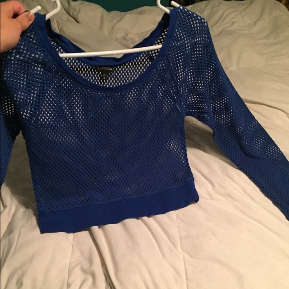 EXPRESS LONG CROPPED TOP