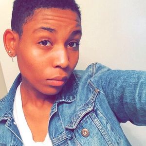 Meet your Posher, Deja