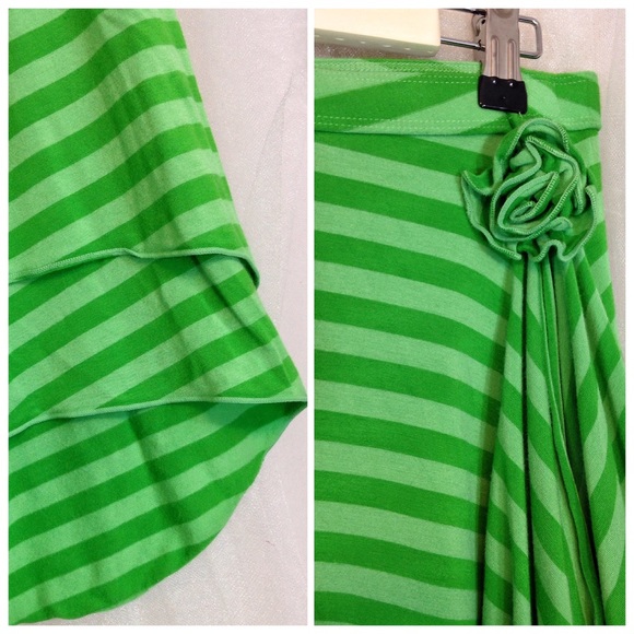 ‼️SOLD‼️Draped Jersey Skater Skirt - Picture 2 of 2