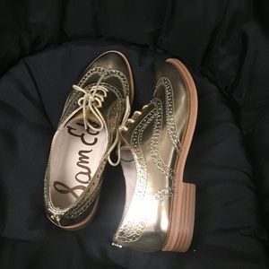 Gold oxfords perfect condition!