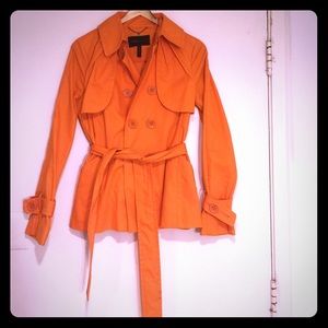 FINAL SALE😍 Orange BCBGMaxazria rain coat 😍