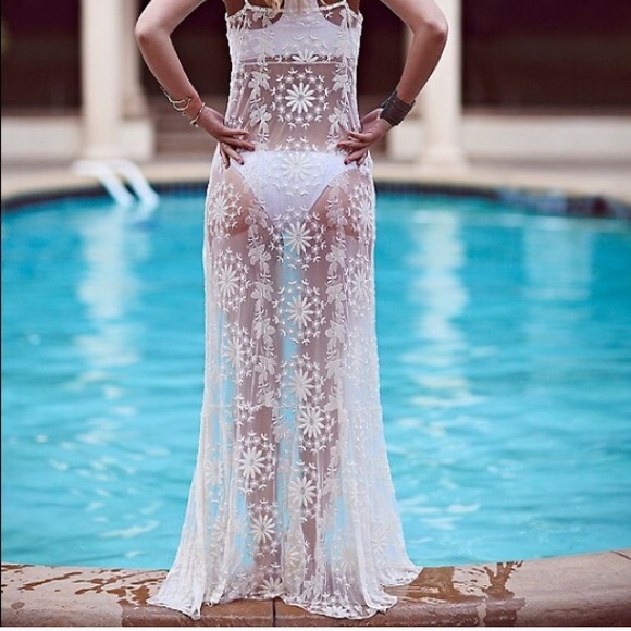 Free People Other - ISO Queen of Flowers Maxi Slip. Size XS