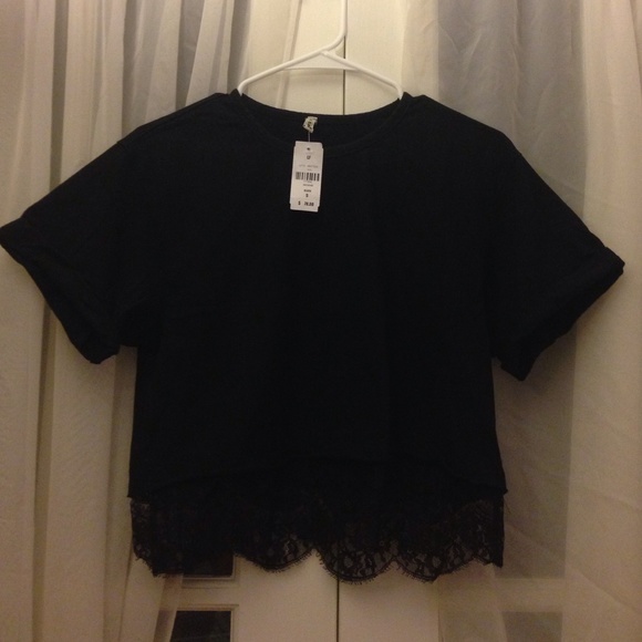 💠15💠LF Sam & Emma Black Delicate Lace Top Small - Picture 1 of 4