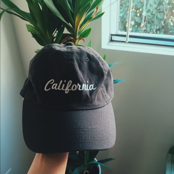 Brandy Melville California hat