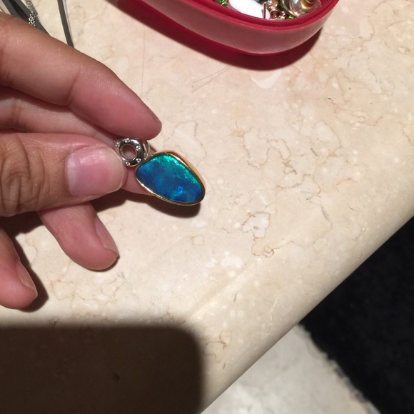 Opal and diamonds 18k white and yellow gold !!