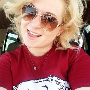 Meet your Posher, Jess