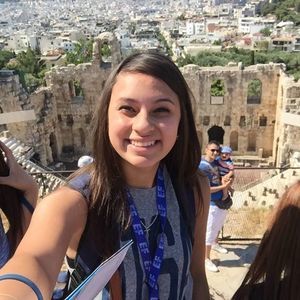 Meet your Posher, Danielle