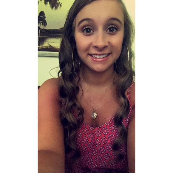 Meet your Seller🎀 - Picture 3 of 4