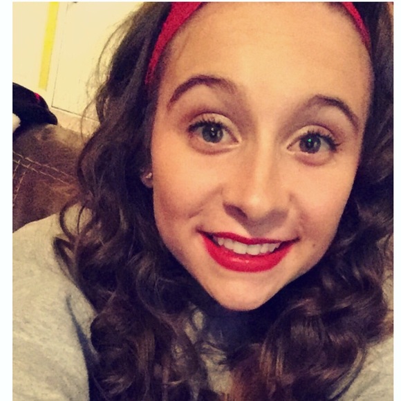 Meet your Seller🎀 - Picture 4 of 4