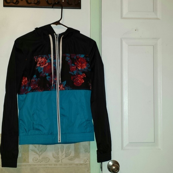 Wind breaker