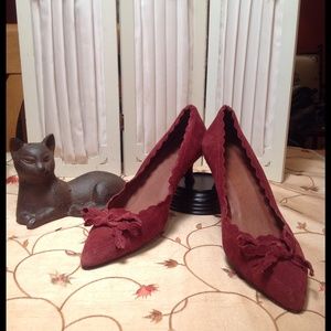 Delman Suede Fall Pumps