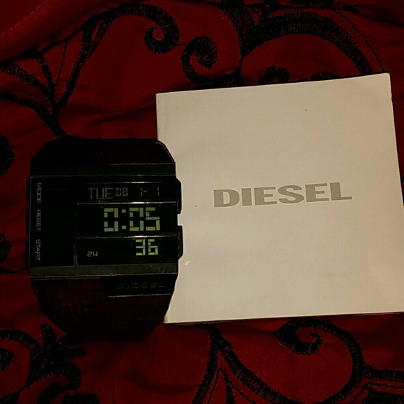 Mens Diesel watch - Picture 2 of 2