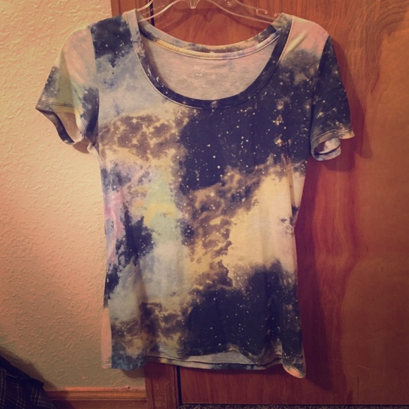 Short sleeved Galaxy shirt