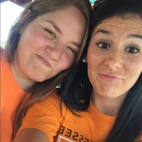 Meet your Posher, Holly