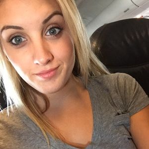 Meet your Posher, Mercedes