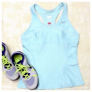 ✂️FINAL SALE ✂️Nike FitDry🚴🏽🏋🏽