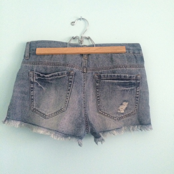 Bullhead Shorts - Picture 2 of 4