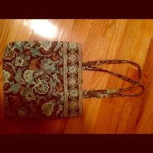 Gently used Vera Bradley tote!