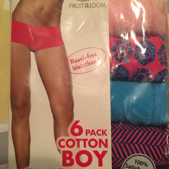 Women's size 8 cotton boy shorts.