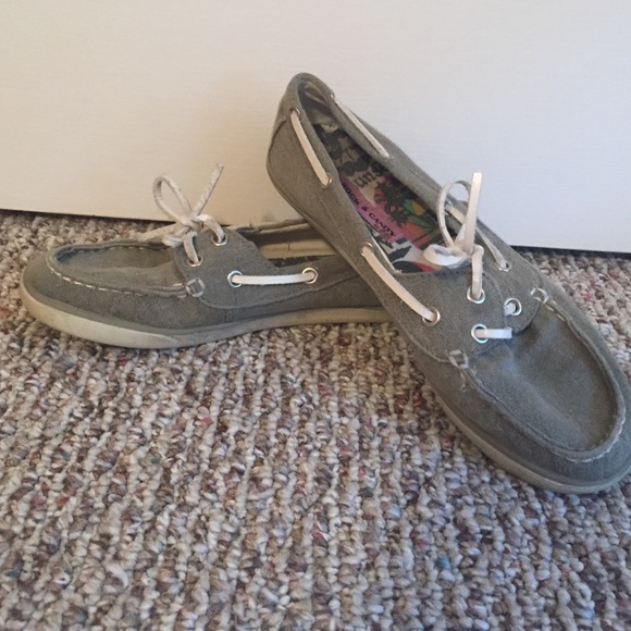 Comfortable slip-on moccasins