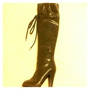 Gray drawstring over-the-knee boot