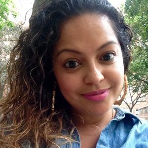 Meet your Posher, Vanessa