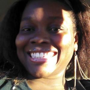 Meet your Posher, Cassandra