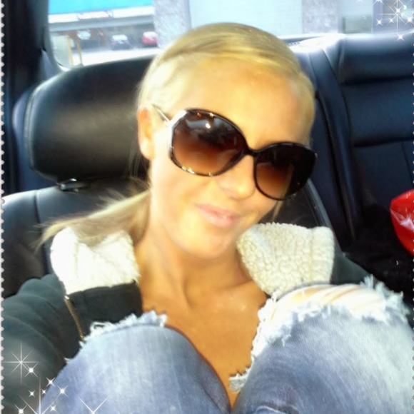 Meet your Posher, Gemini