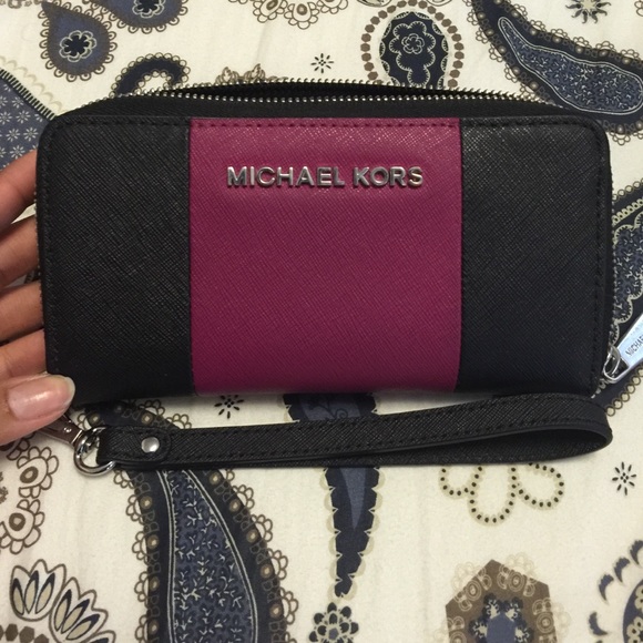 Michael Kors Jet Set wallet