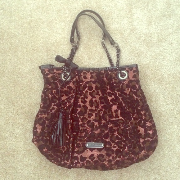 Betsey Johnson Handbags - 🚫SOLD🚫Betsy Johnson bag
