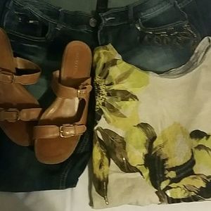 Xl Hanna top with sunflower detail and beads